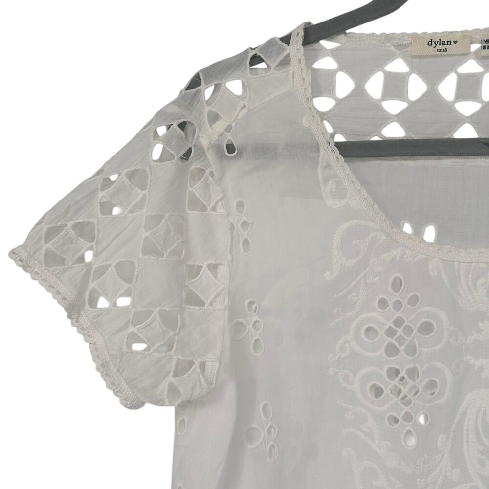 Dylan White Eyelet Lace ShortSleeve Blouse Sz Small - Picture 3 of 6